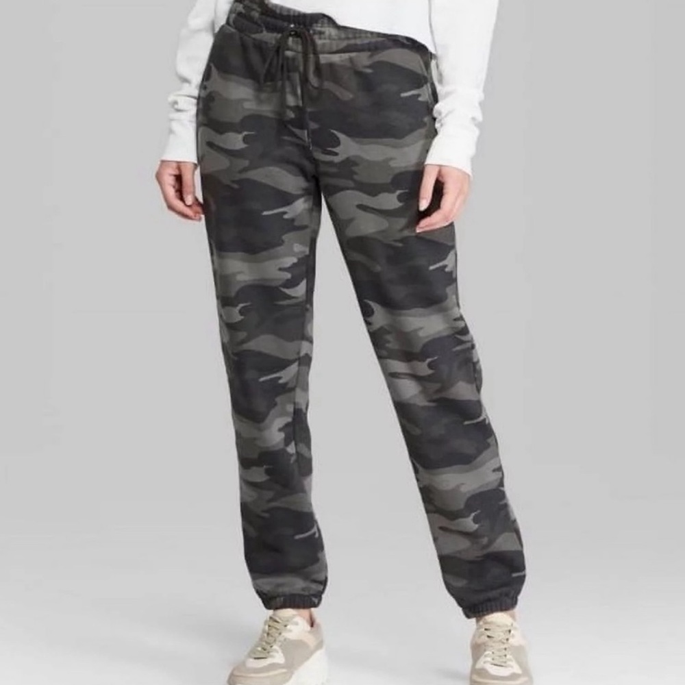 Wild Fable Camo Joggers